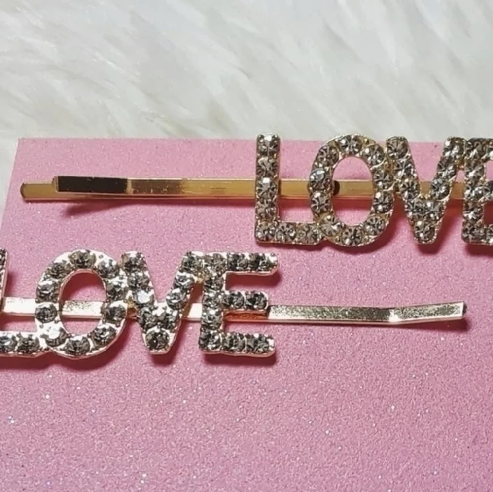 ☄LOVE Water Rhinestone Gold Tone Hair Pins
